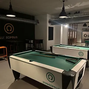 Furnished 2 Bedroom In Center Bruxelles